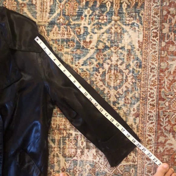 Beautiful vintage all weather coat - Picture 9 of 11